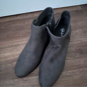 Style & Co gray ankle boots. Womens size 7